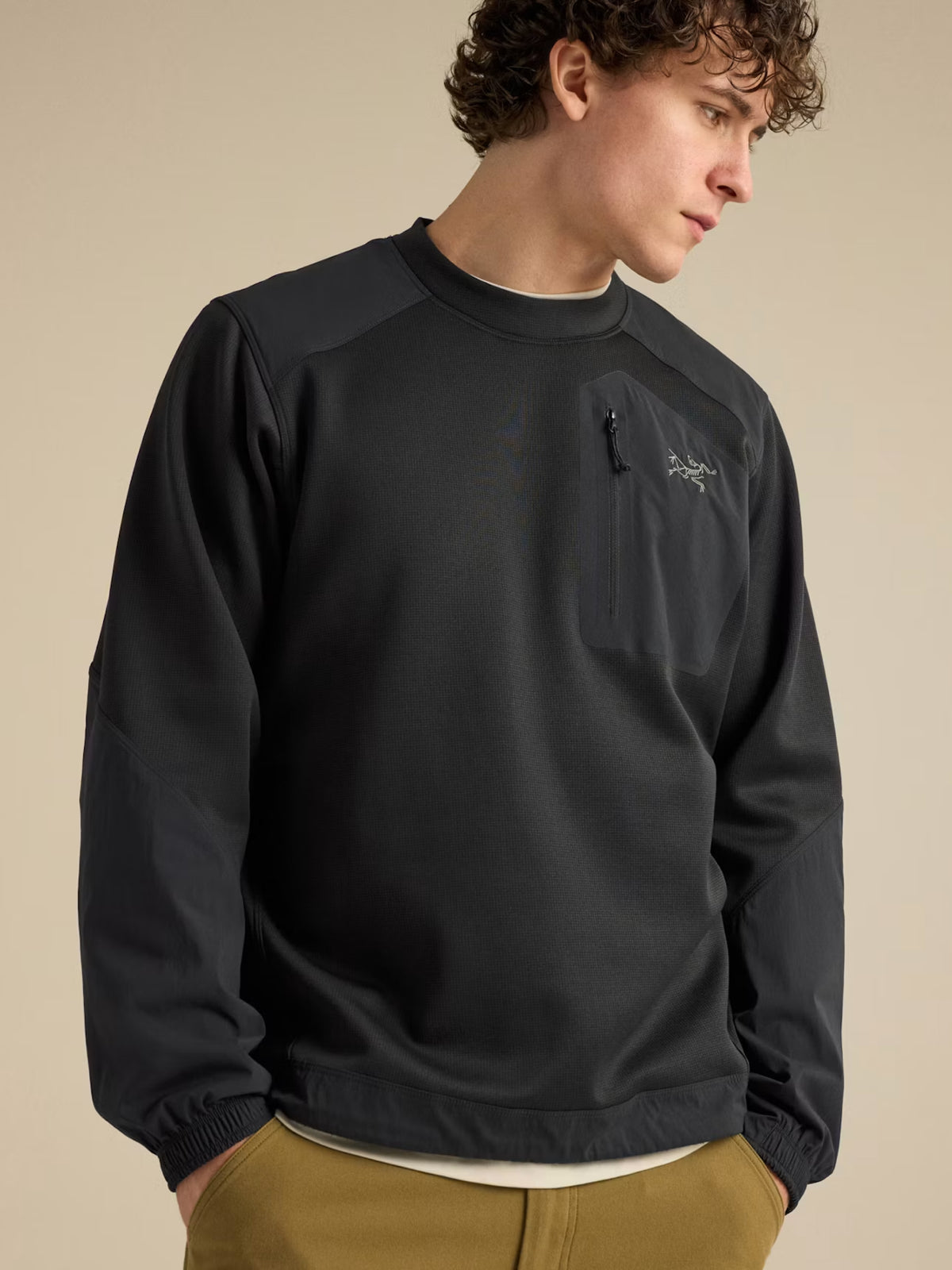 Konseal Crew Neck