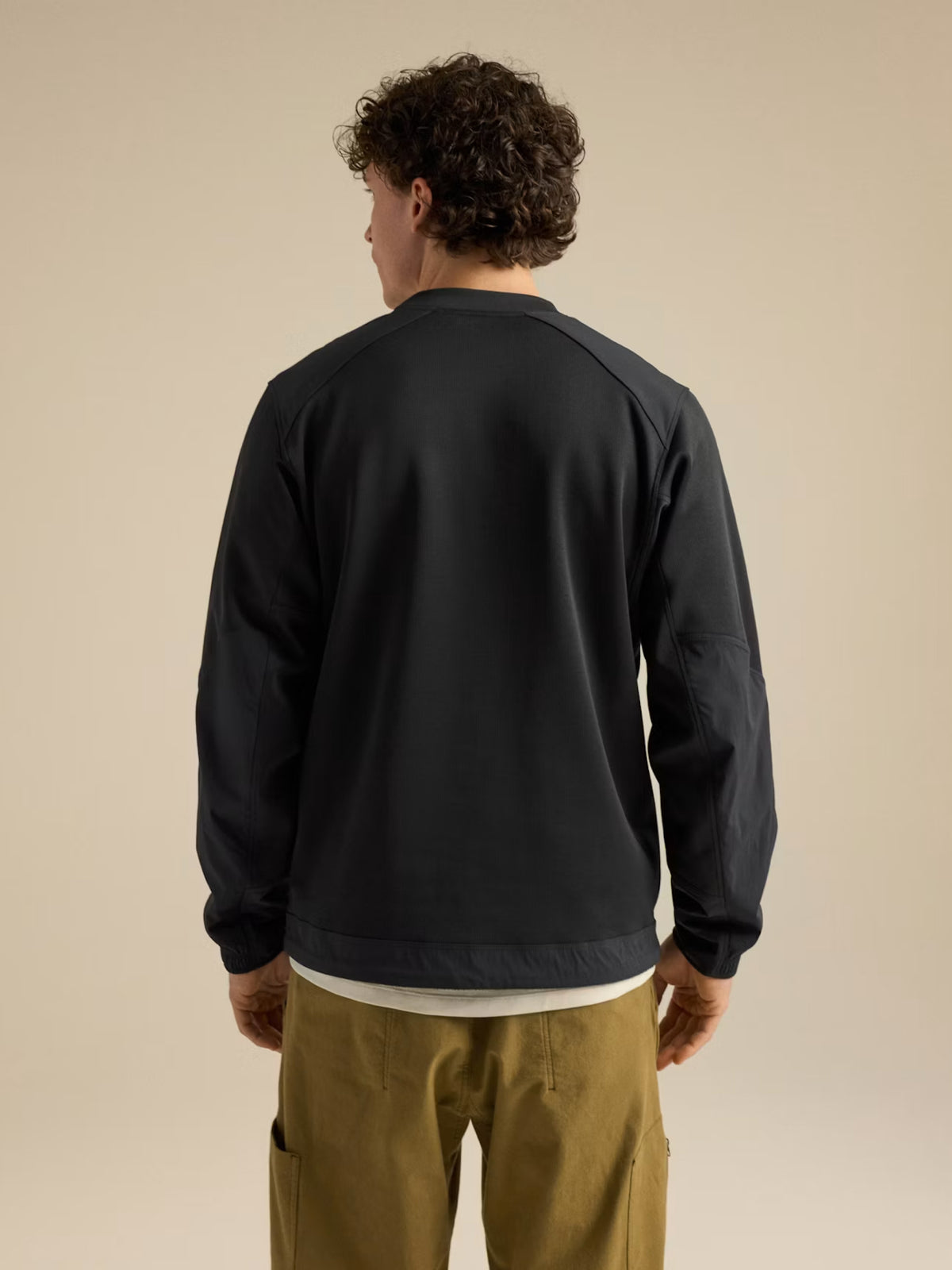 Konseal Crew Neck