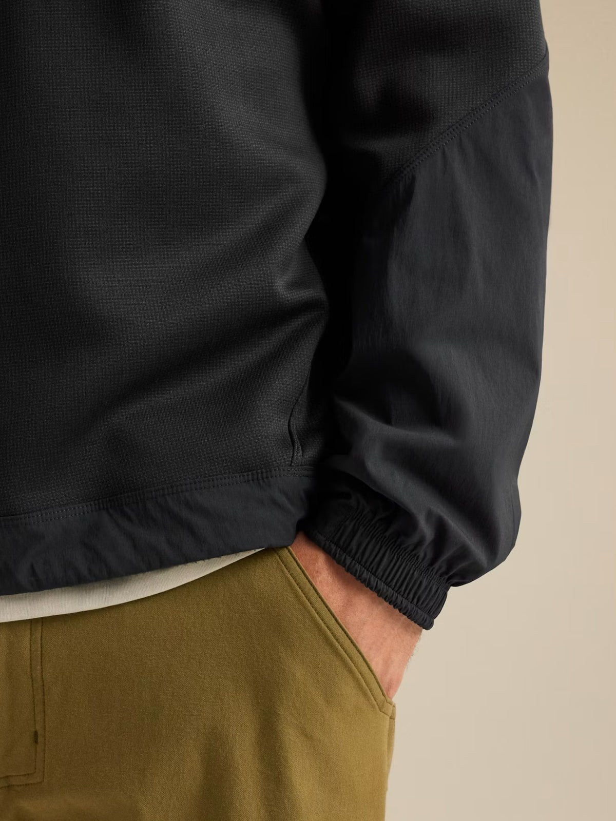 Konseal Crew Neck