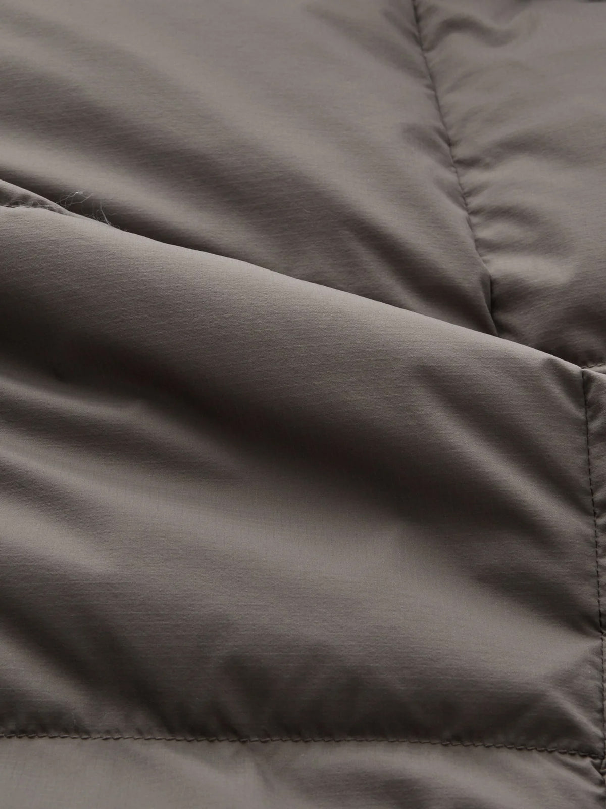 GRIDDED DOWN JACKET