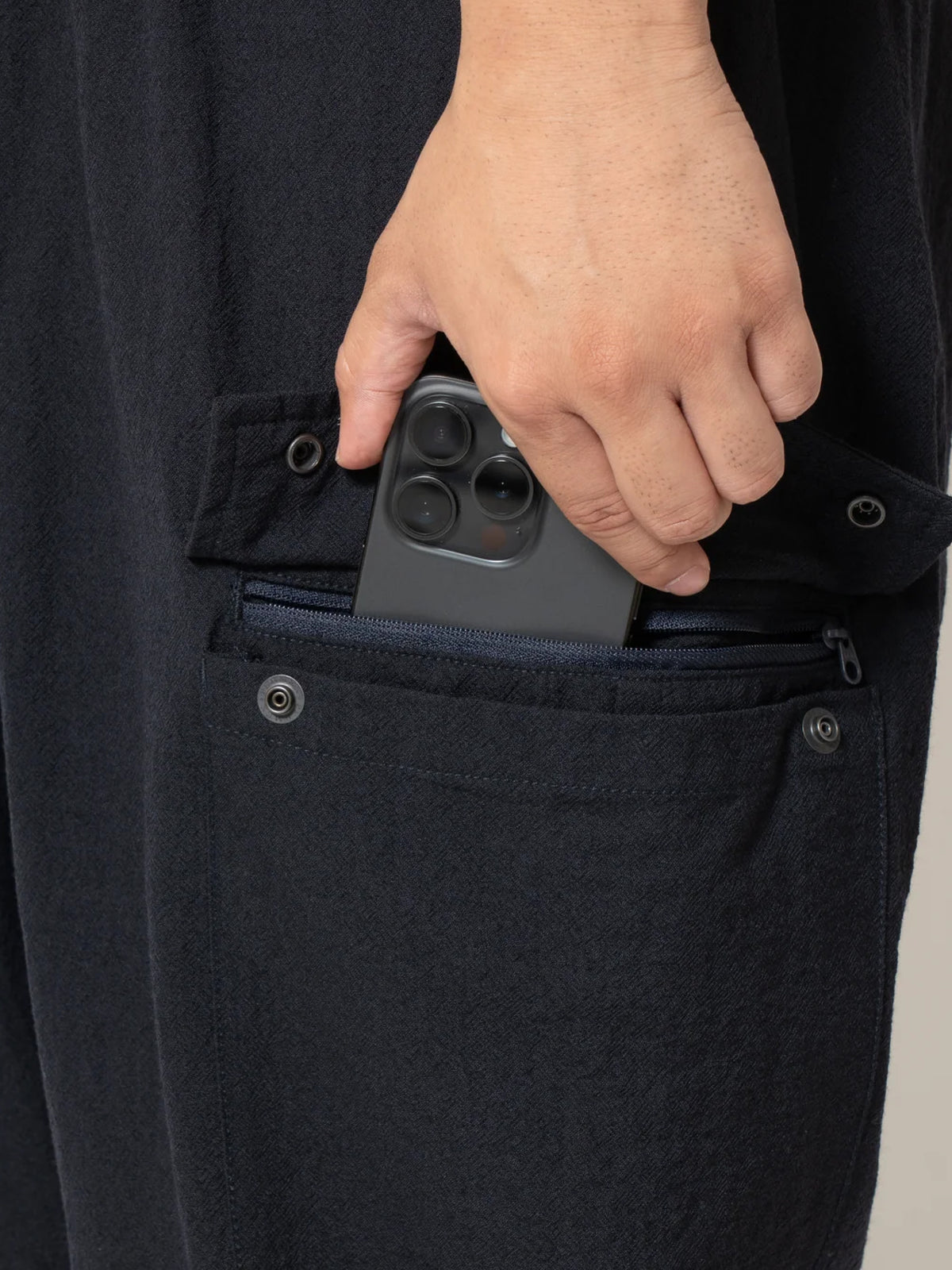 TECH WOOL ONE SIDE CARGO PANTS