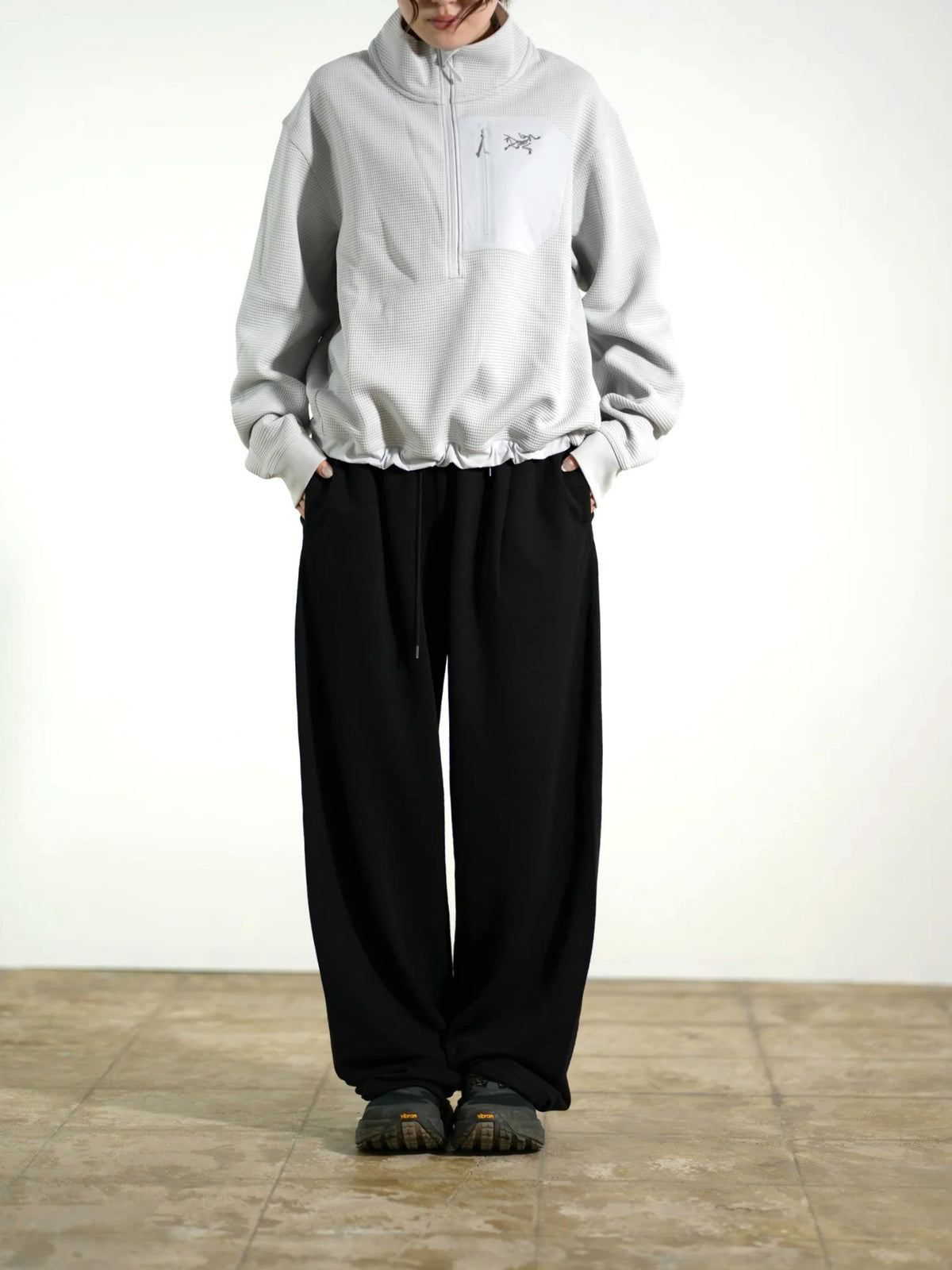 Super 140's Melino Wool Sweat Pants made by PHEENY