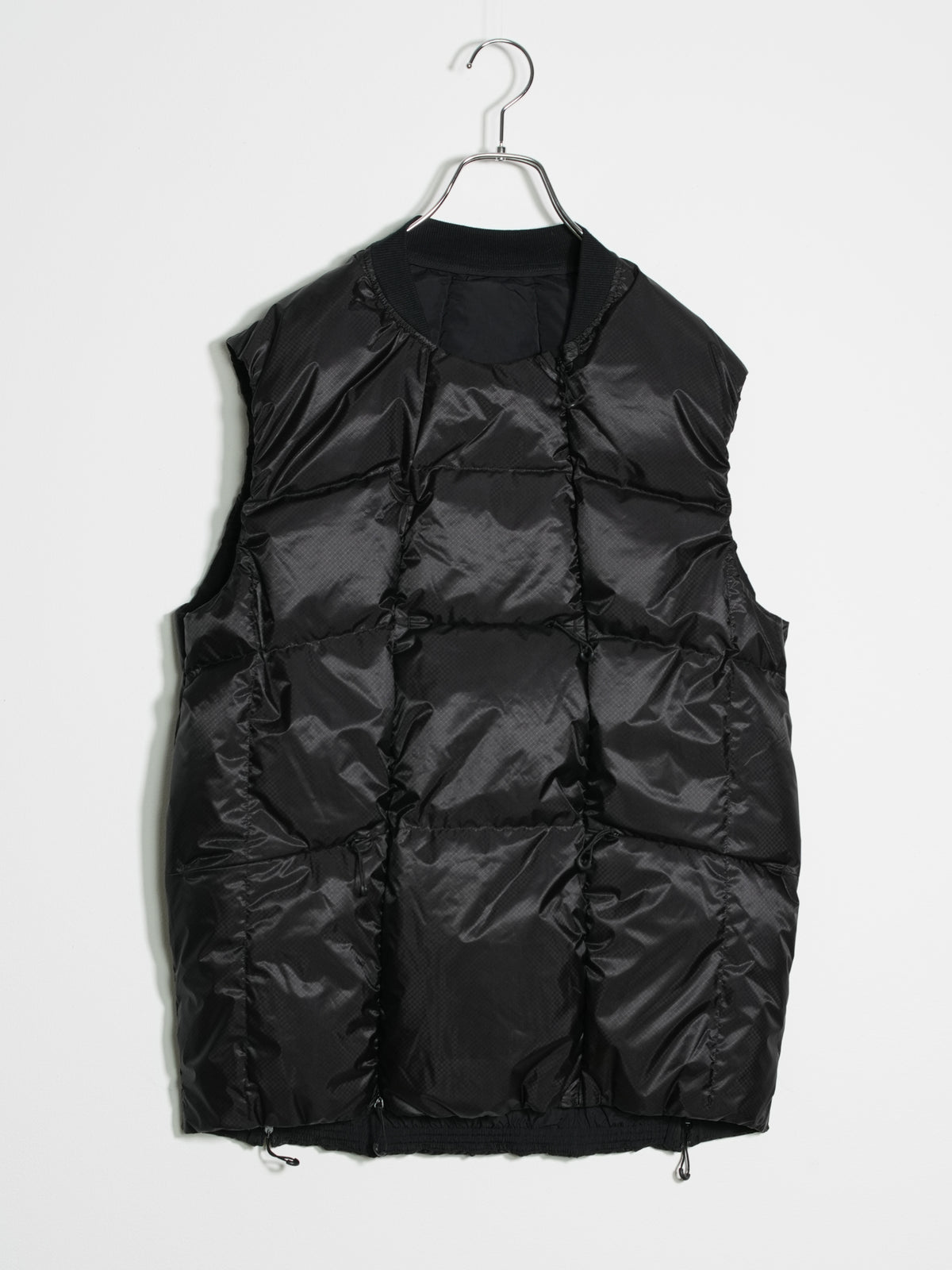 MIDDLE LAYER DOWN VEST