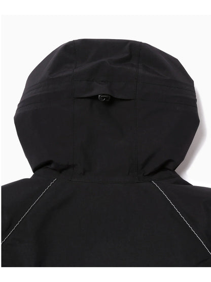 loose fitting rain jacket