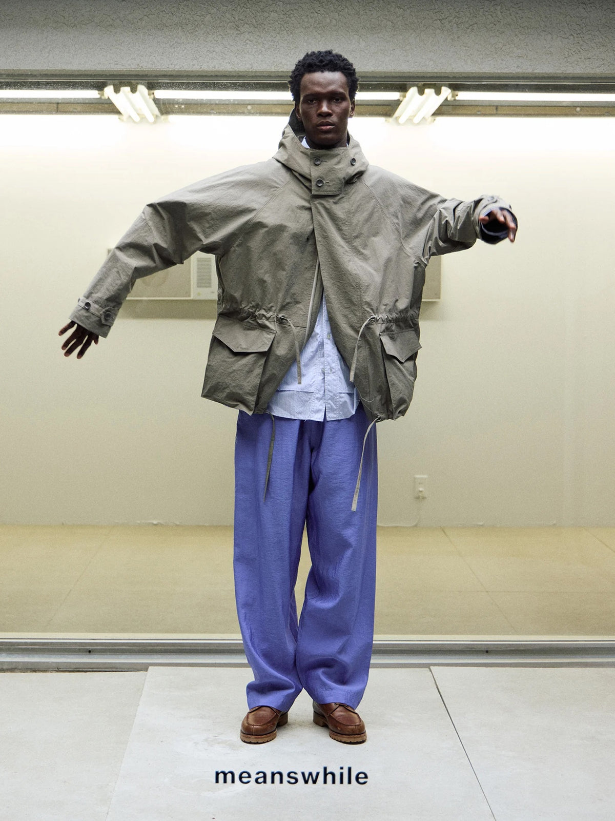 Snow Noise Neutral Hooded Blouson